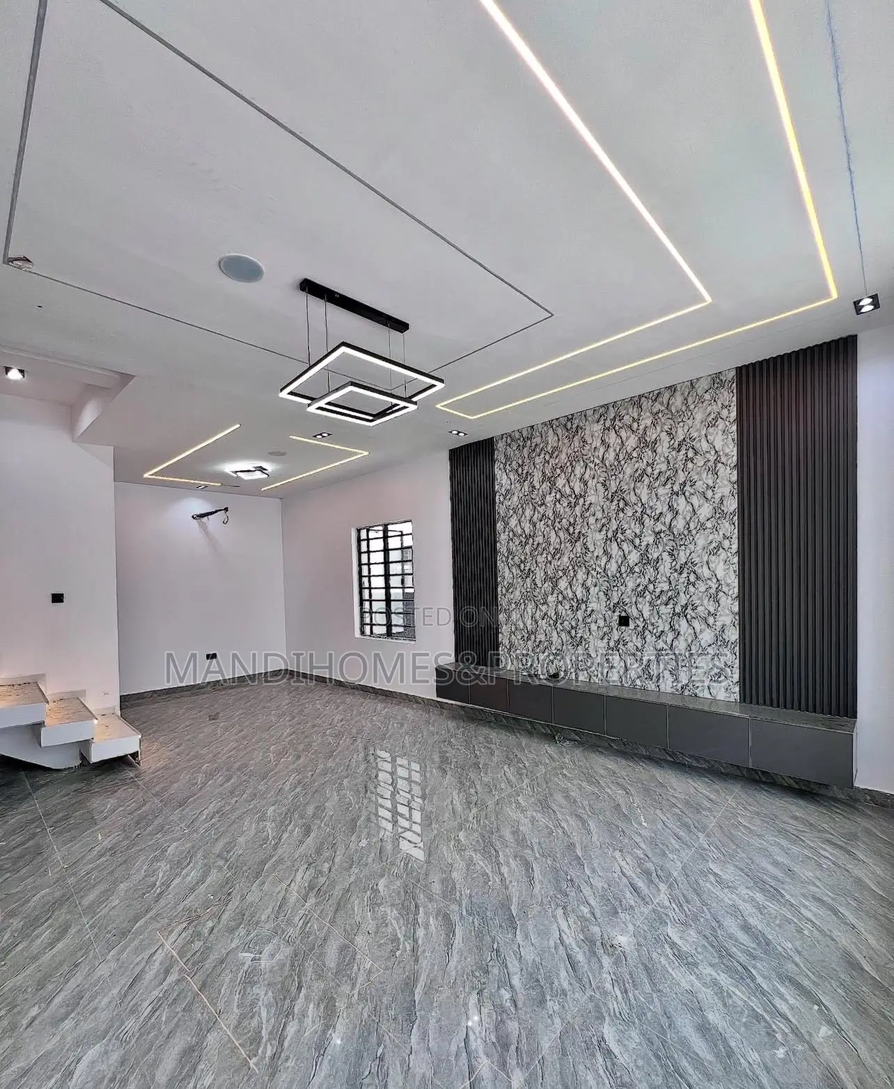 4bdrm Duplex in Lekki Phase 2 for sale