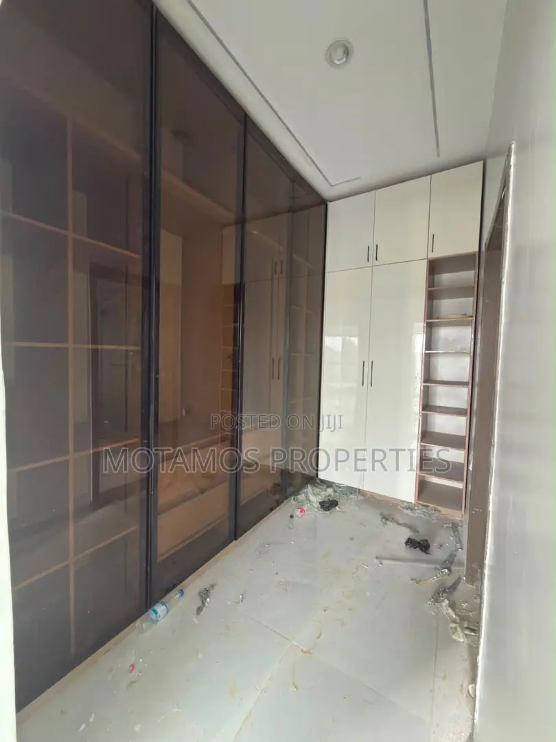 Furnished 4bdrm Duplex in Woji for sale