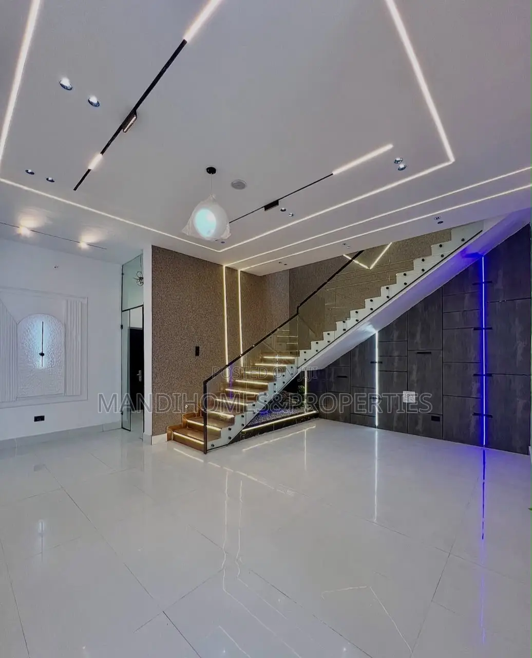 4bdrm Duplex in Lekki for sale