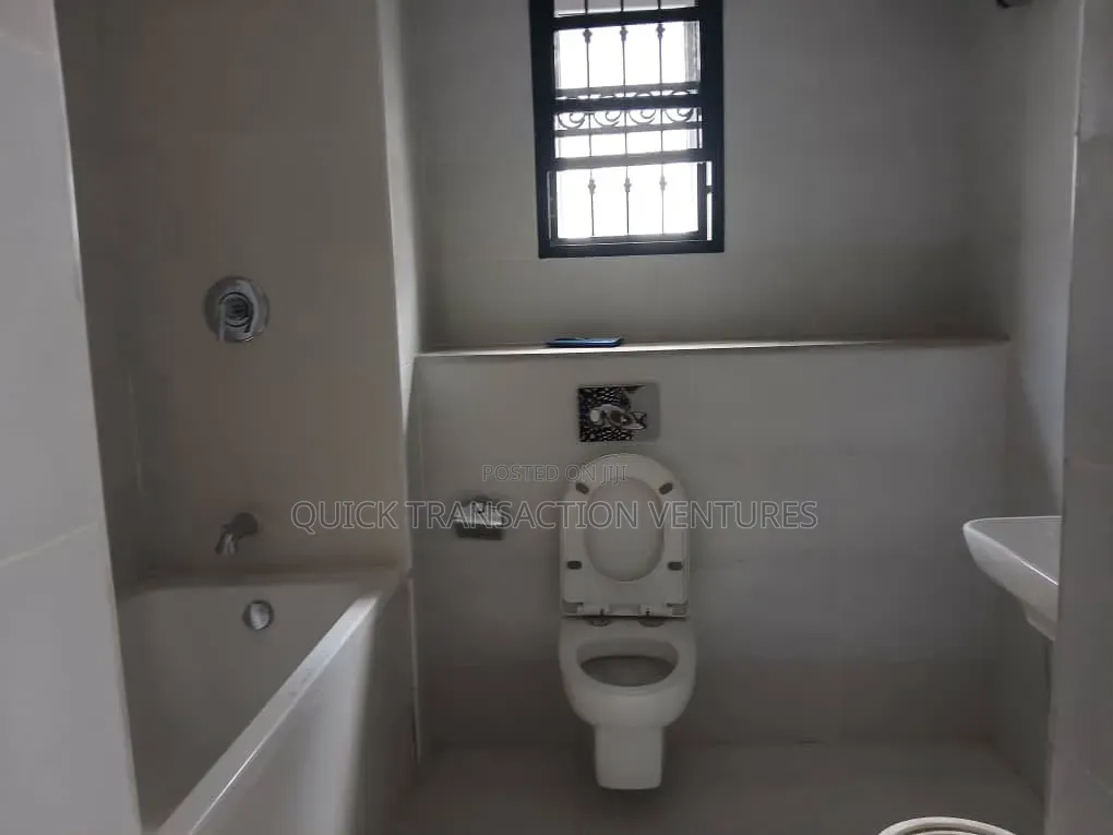 4bdrm Duplex in Diamond Estate, Sangotedo for rent