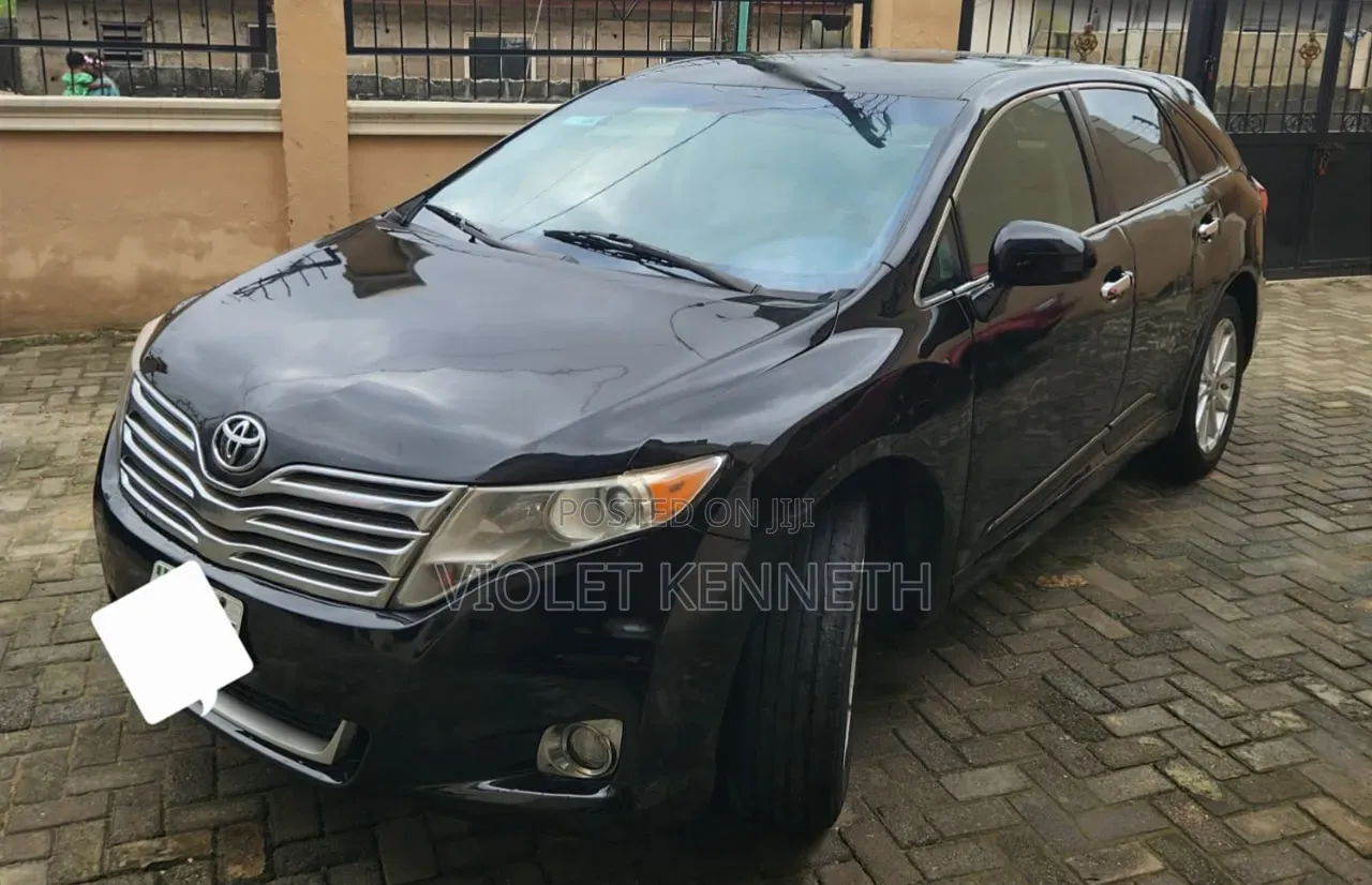 Toyota Venza 2011 Black