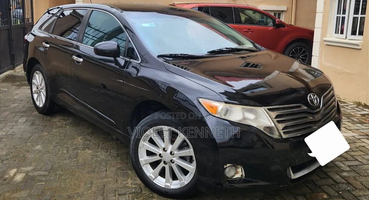 Toyota Venza 2011 Black