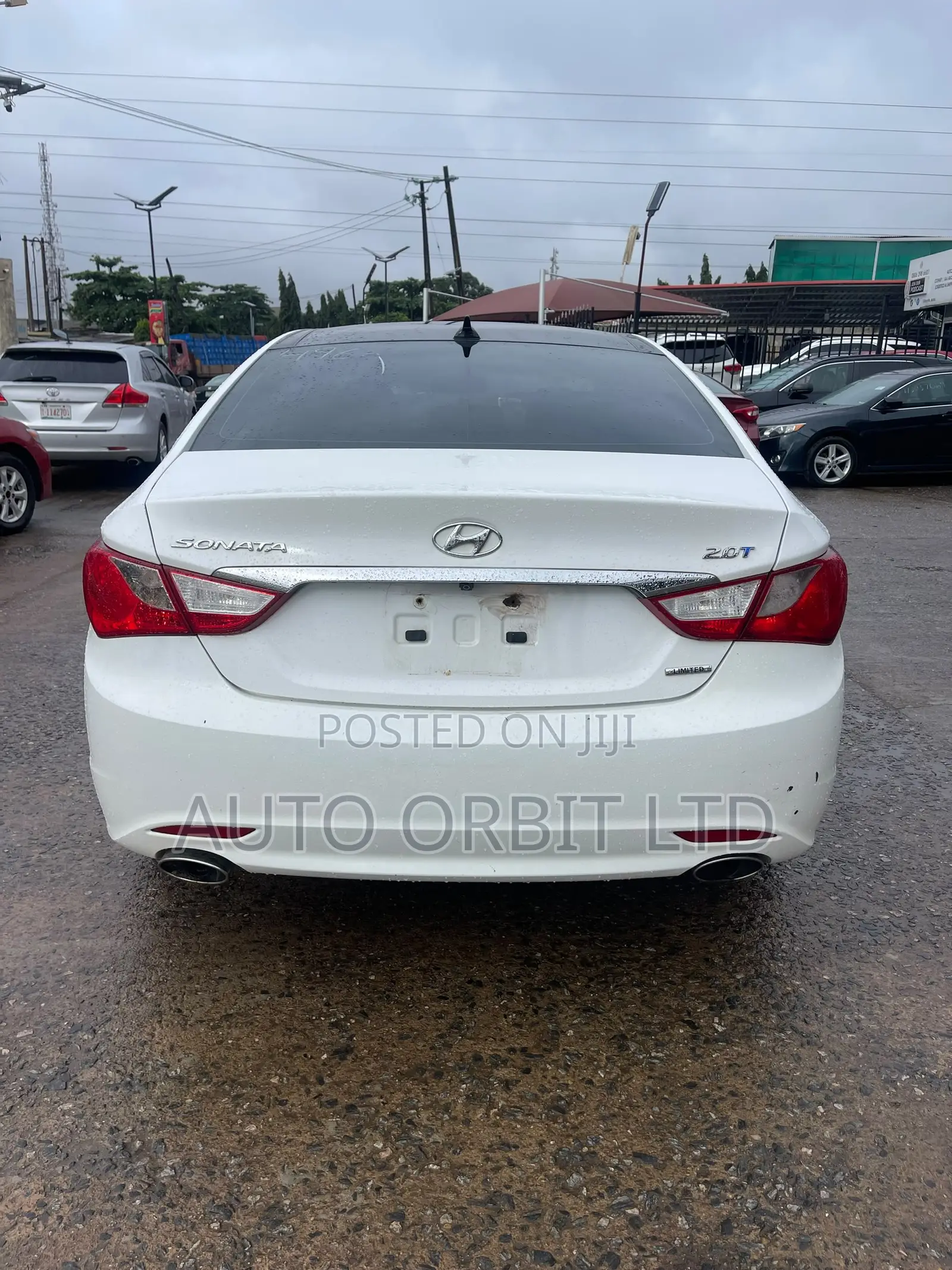 Hyundai Sonata Limited 2.0T Sedan (2.0L 4cyl 6A) 2013 White