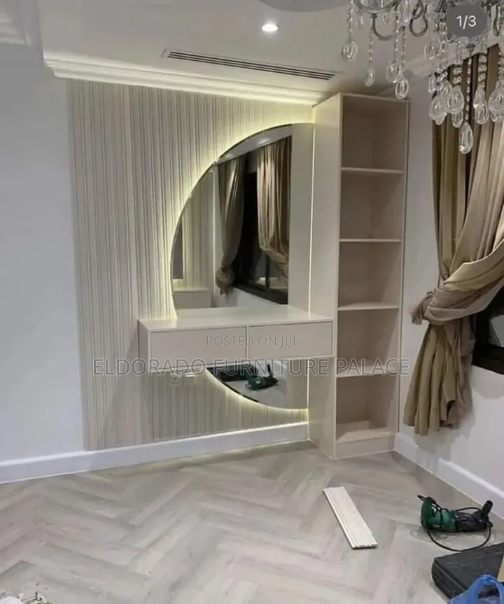 Dressing Mirror Stand With Bag Rack