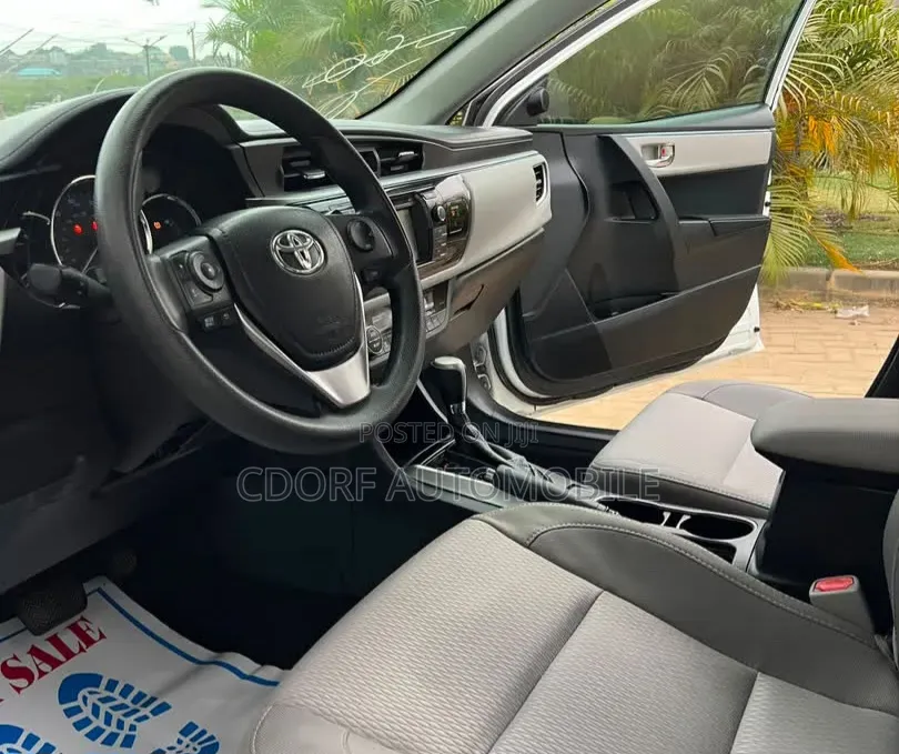 Toyota Corolla 2014 White