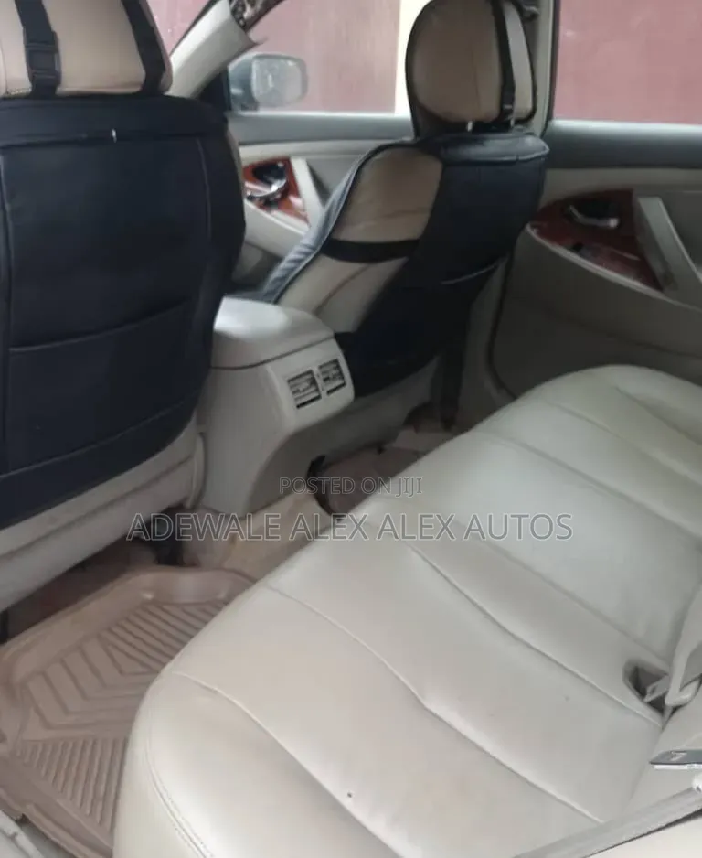 Toyota Camry 2008 Gold