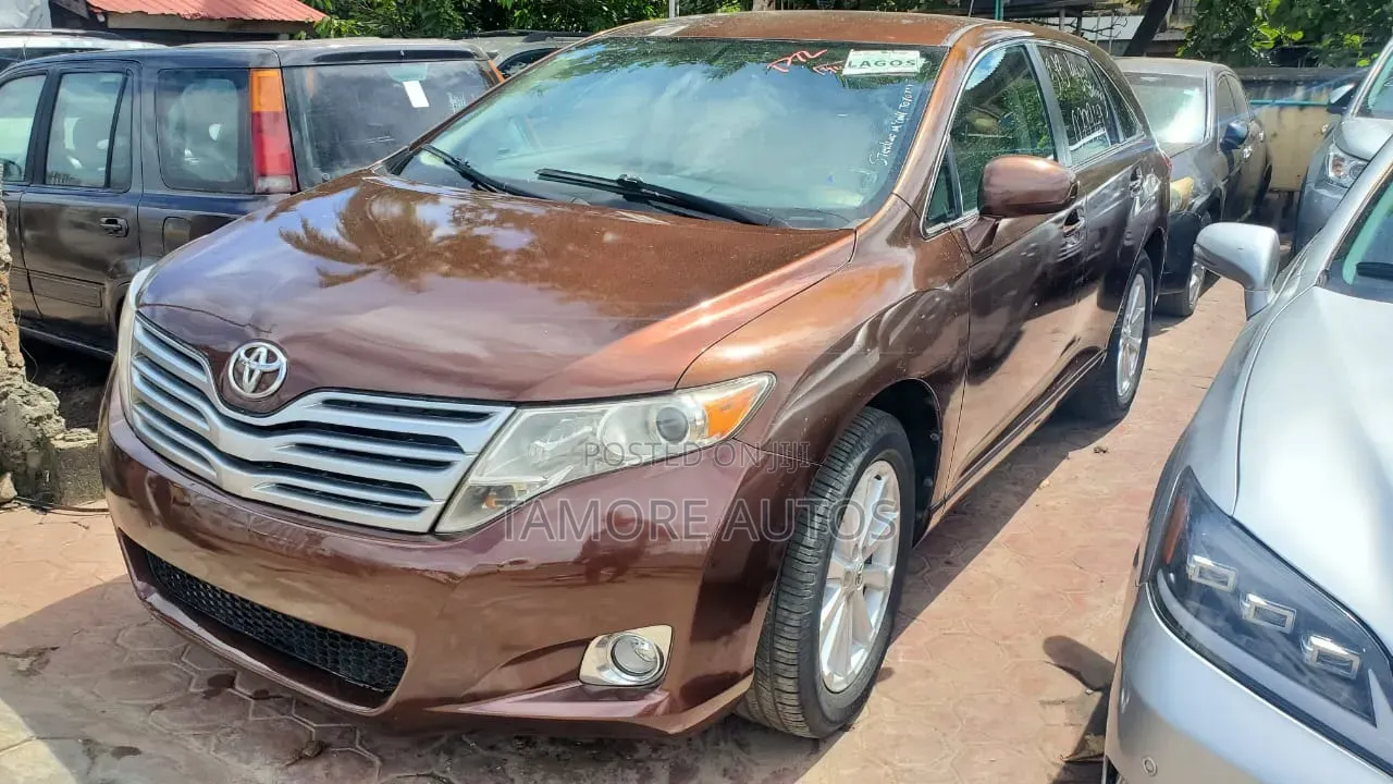 Toyota Venza 2010 Brown