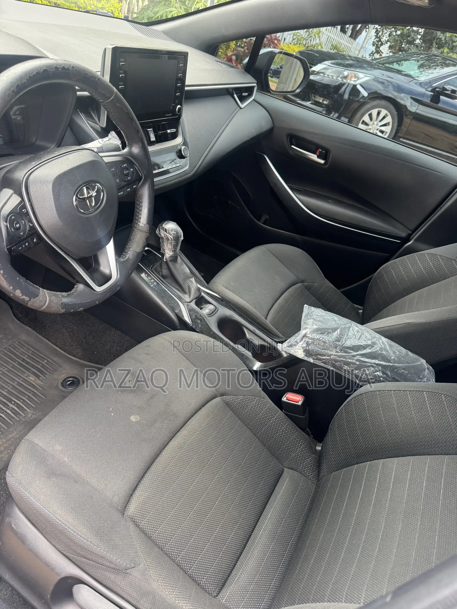 Toyota Corolla XLE 2020 Blue