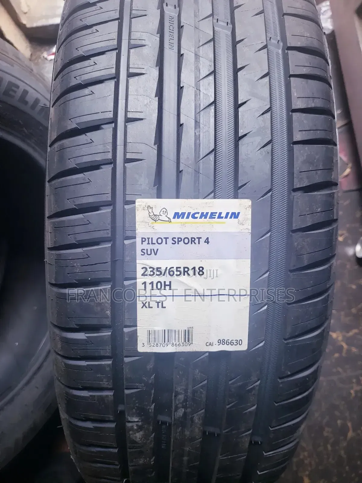 235/65r18 Michelin Tyre
