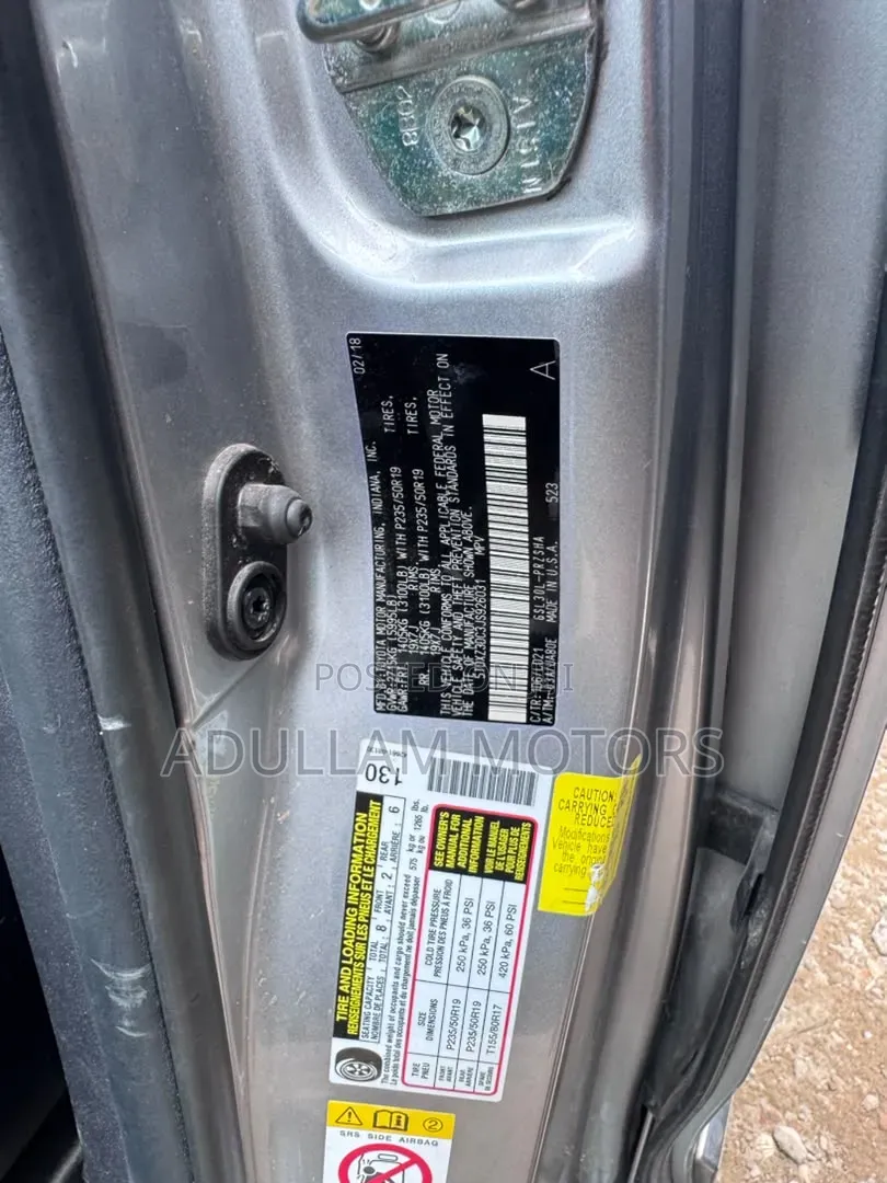 Toyota Sienna 2018 Silver