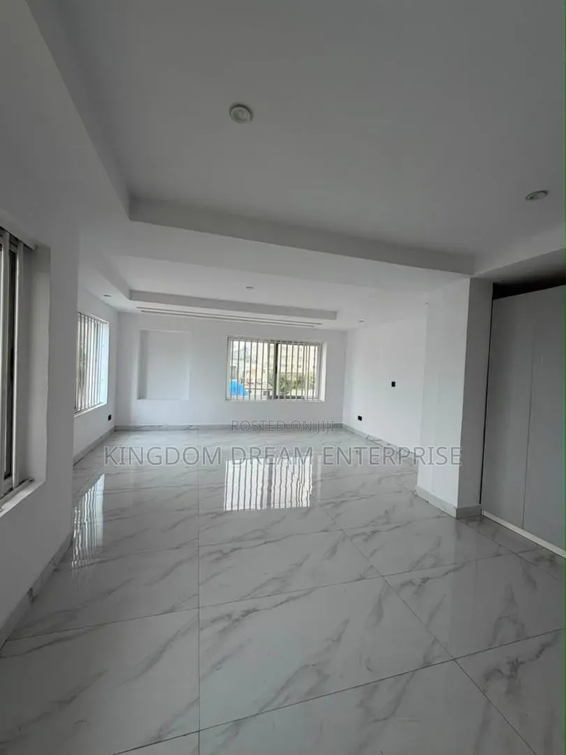 2bdrm Apartment in Maplewood Estate, Oko-Oba for rent
