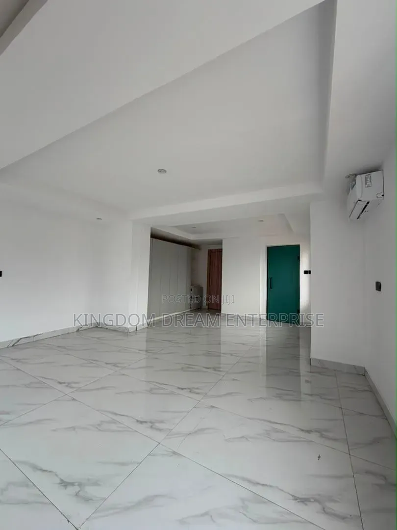 2bdrm Apartment in Maplewood Estate, Oko-Oba for rent