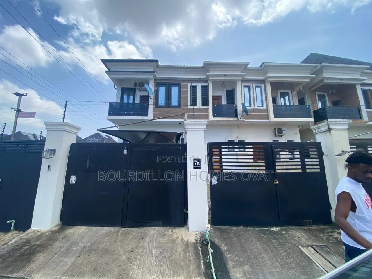 3bdrm Duplex in Harris Drive By Vgc for rent