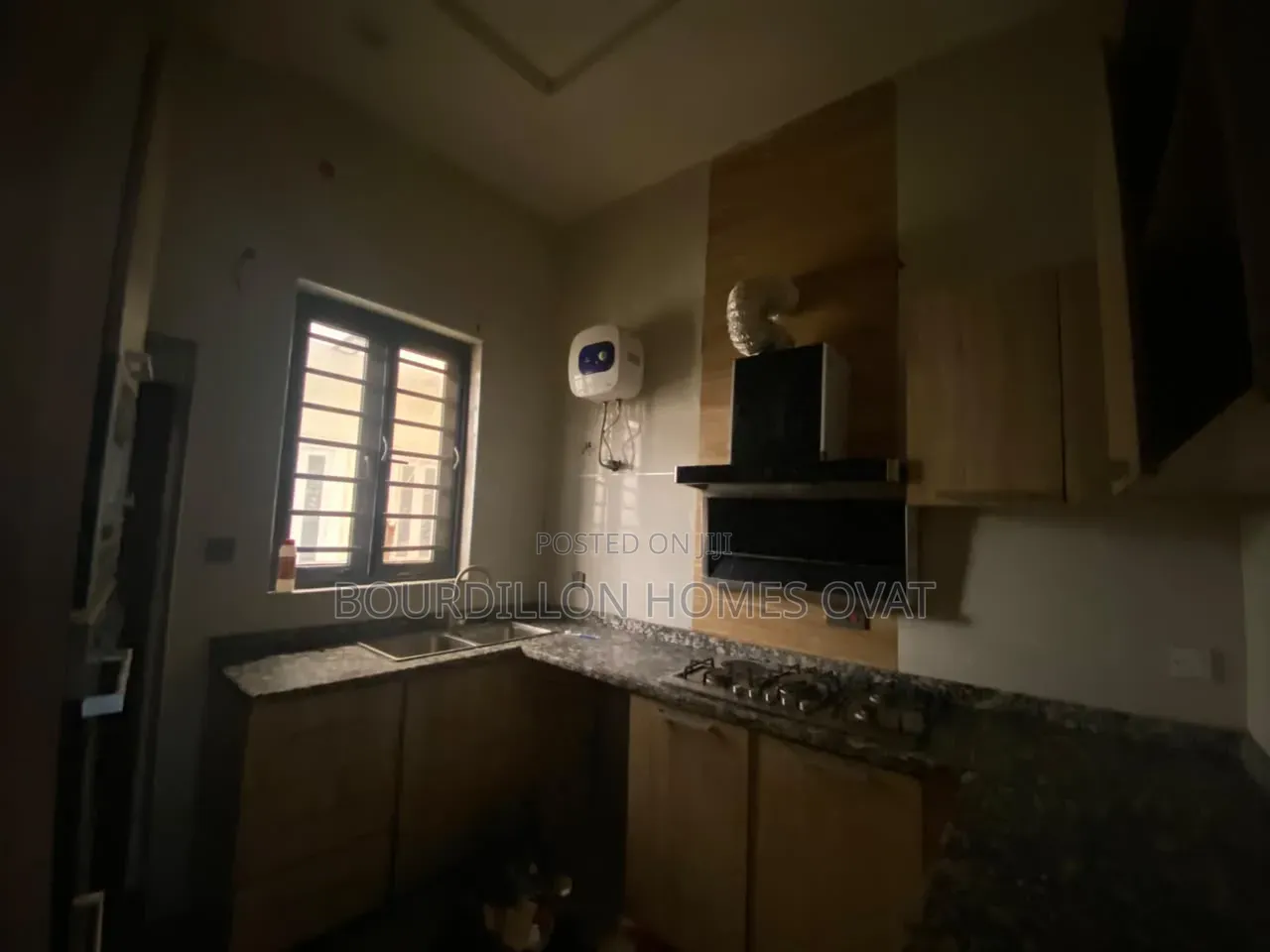 3bdrm Duplex in Harris Drive By Vgc for rent