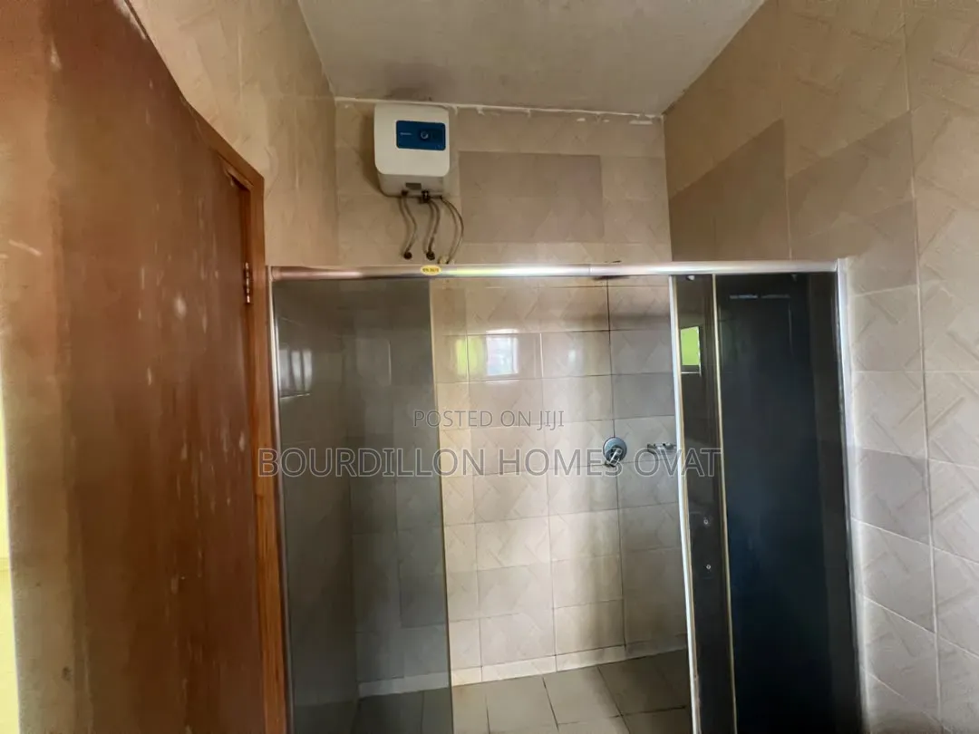 3bdrm Apartment in Ikate Lekki Lagos for rent
