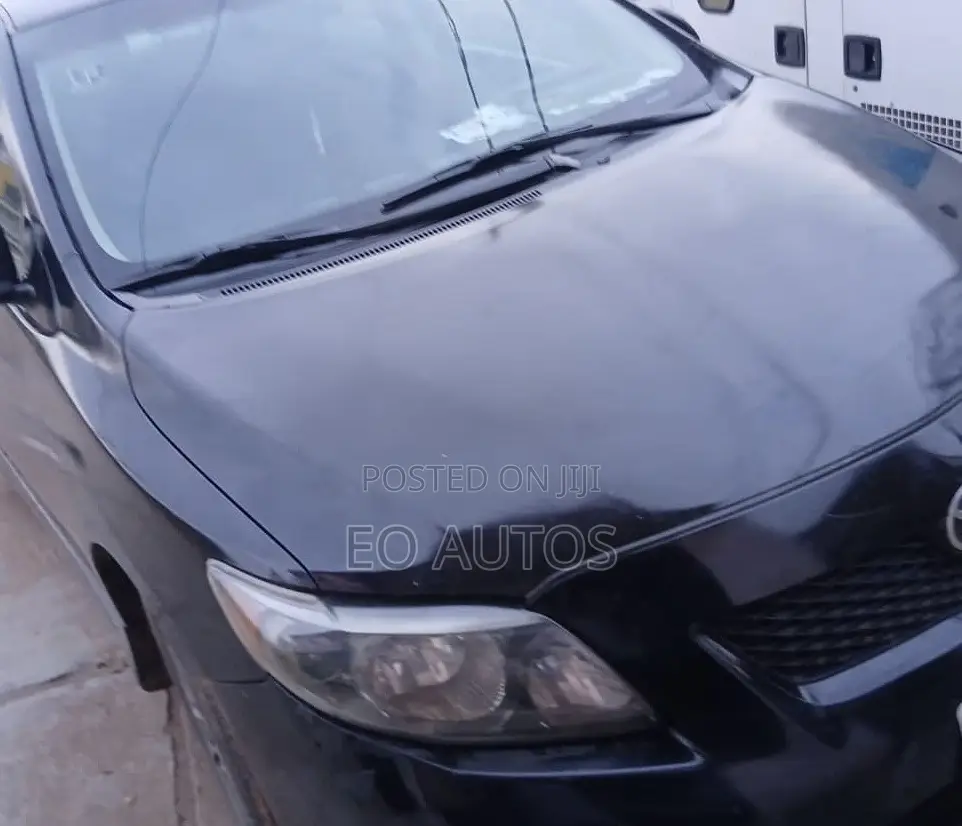 Toyota Corolla 2010 Black