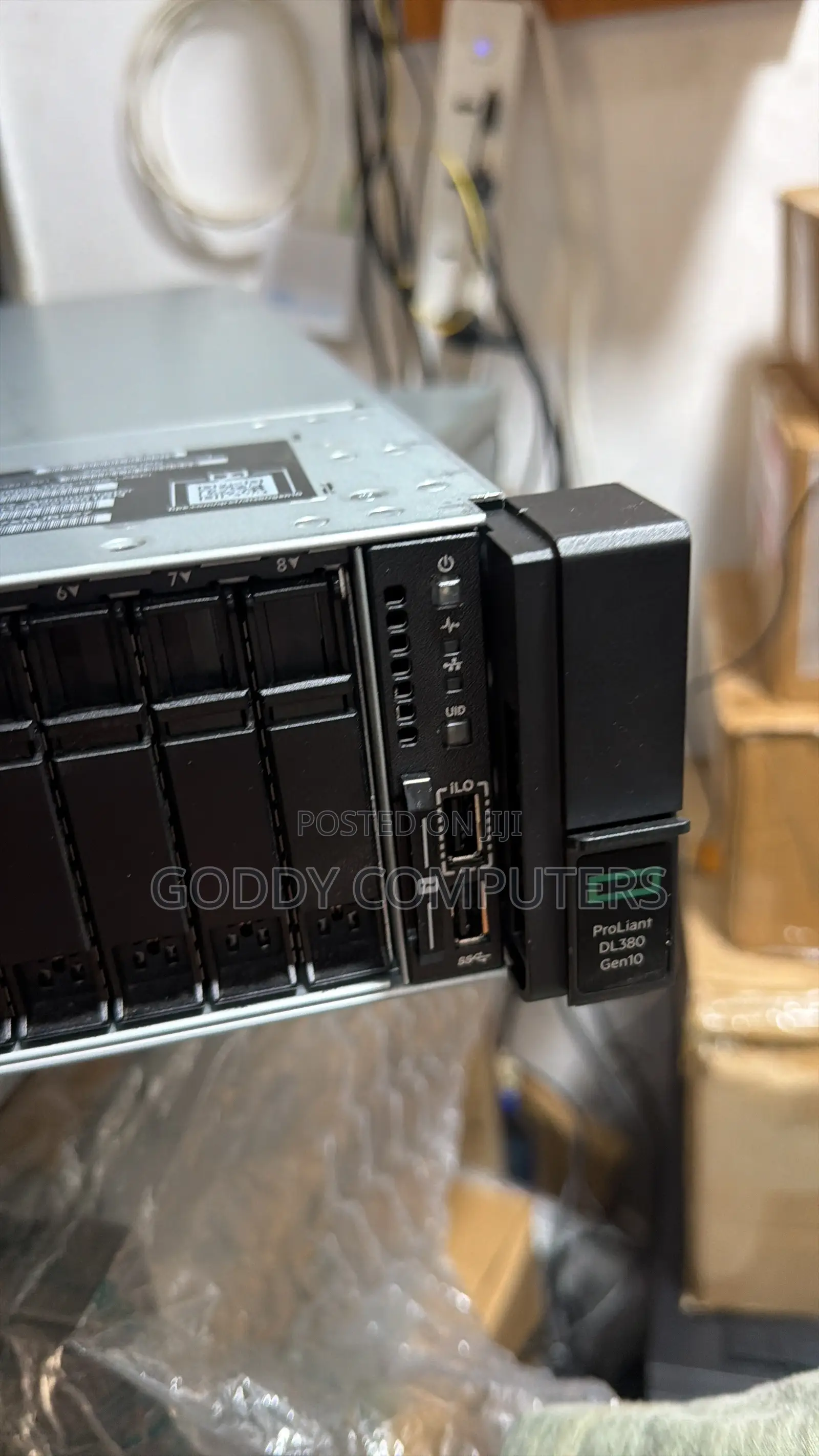 Server HP ProLiant DL380 Gen10 32GB Intel Xeon HDD 2T