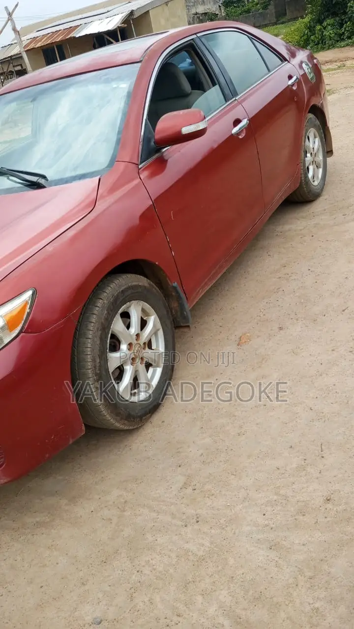Toyota Camry 2008 Red