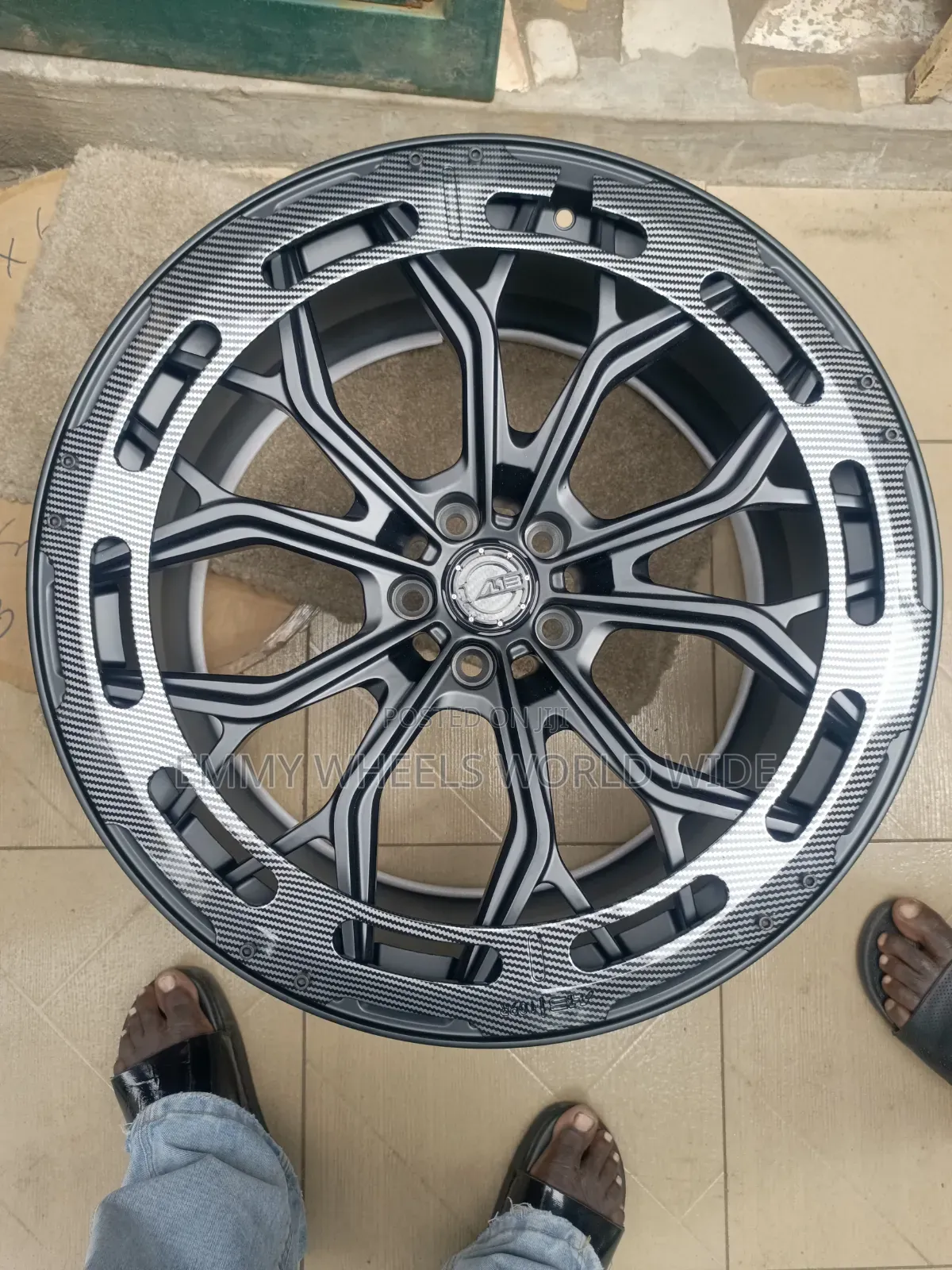 22inches for M/Benz Gle 2025/26 Black and Solid Fiber Round It