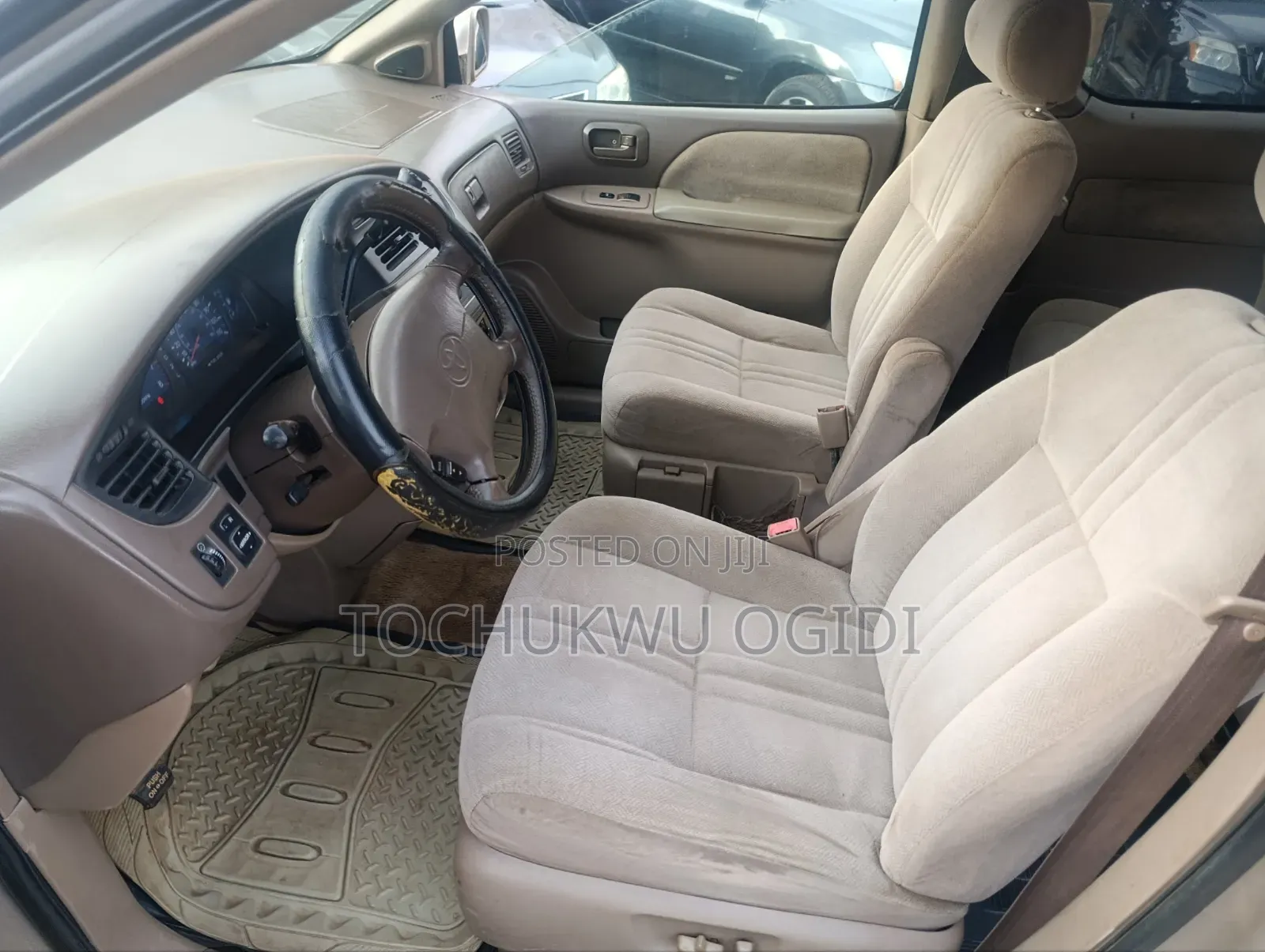 Toyota Sienna 2002 Brown