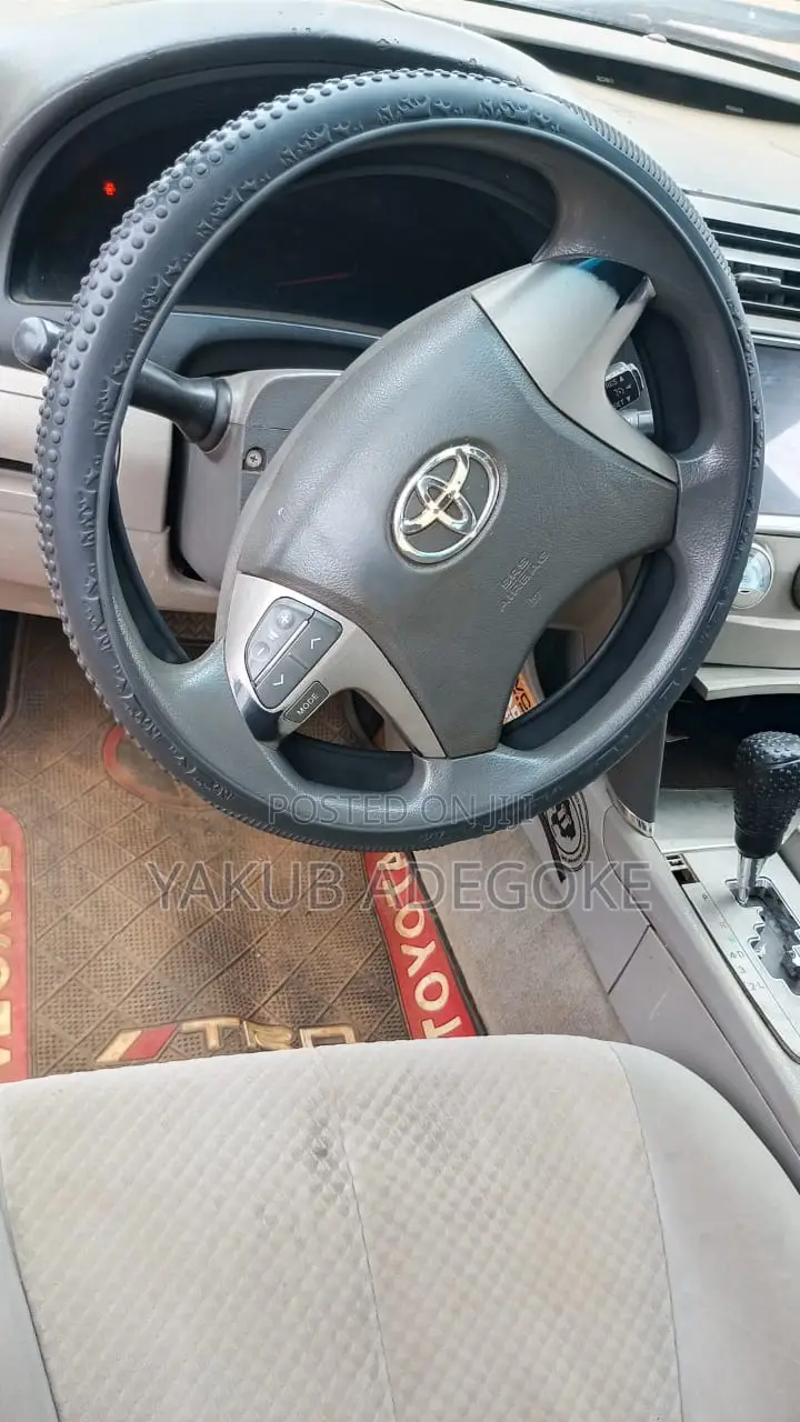 Toyota Camry 2008 Red