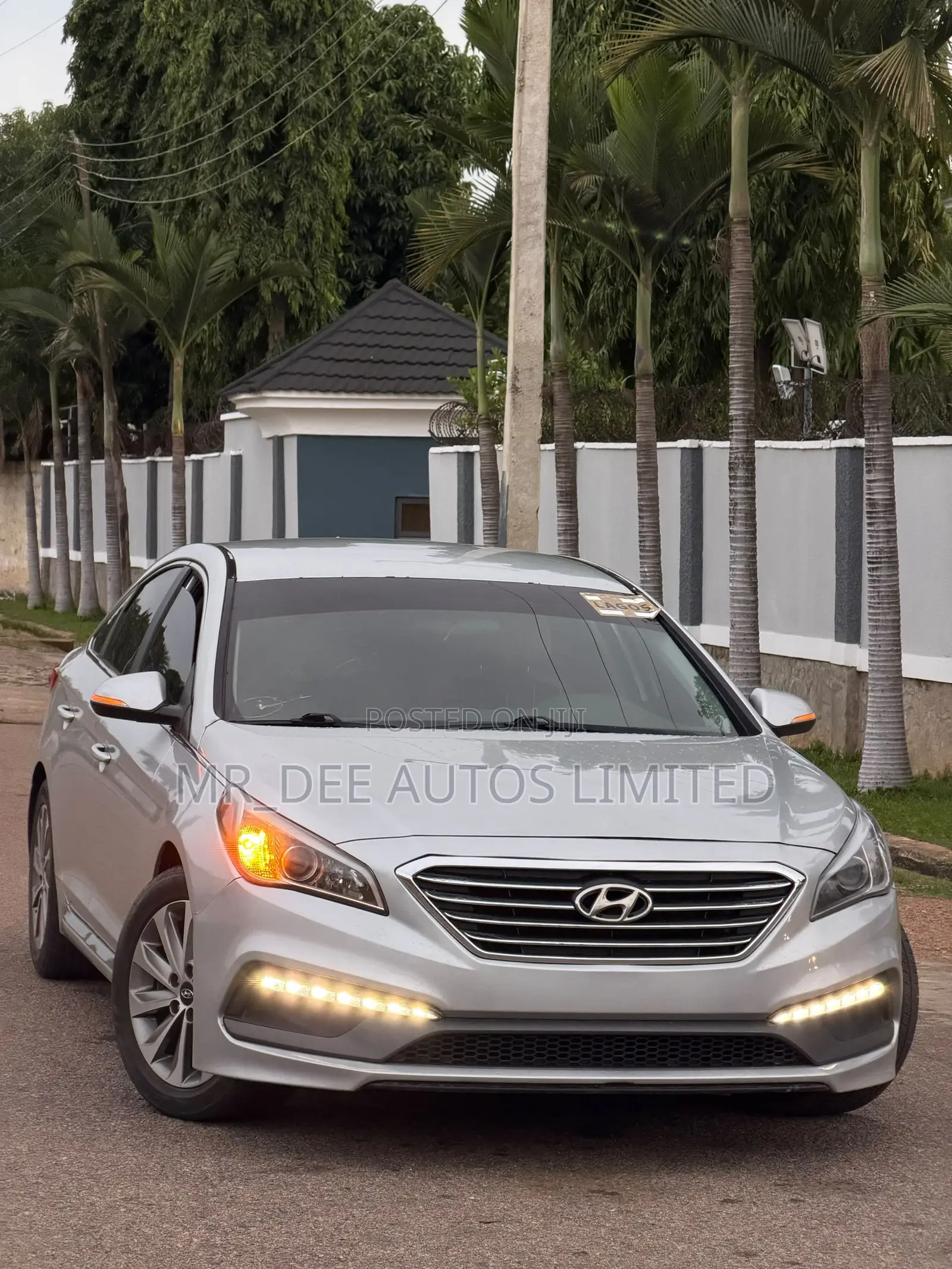 Hyundai Sonata Sport 4dr Sedan (2.4L 4cyl 6A) 2015 Silver