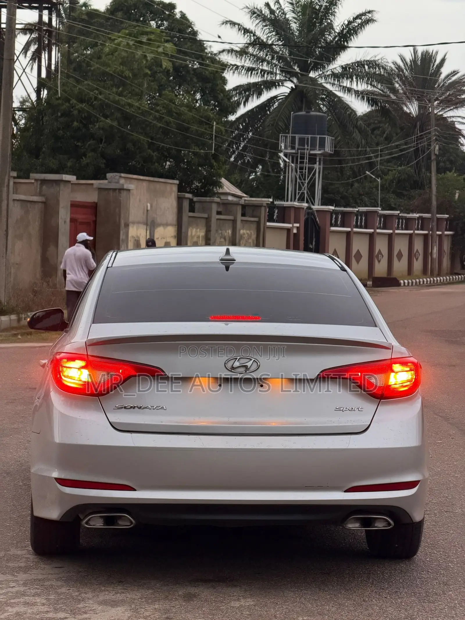 Hyundai Sonata Sport 4dr Sedan (2.4L 4cyl 6A) 2015 Silver