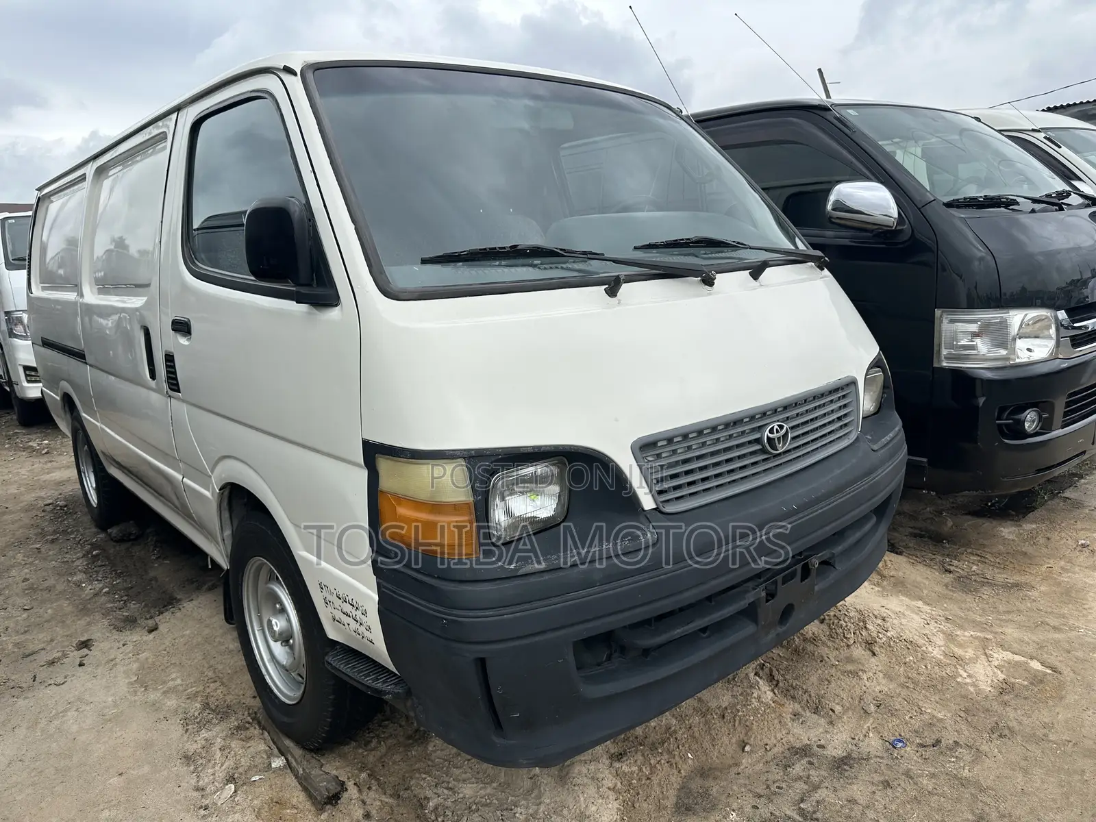 Toyota HiAce 1998 White