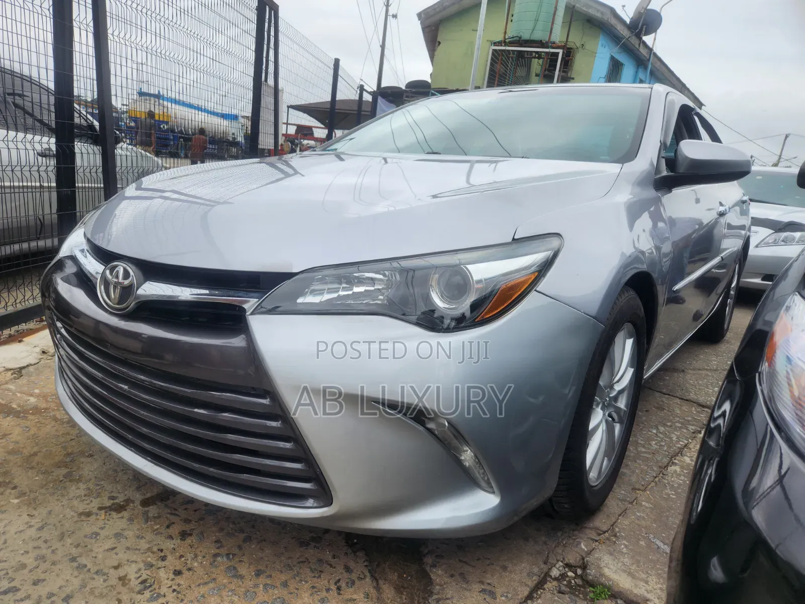 Toyota Camry 2016 Silver
