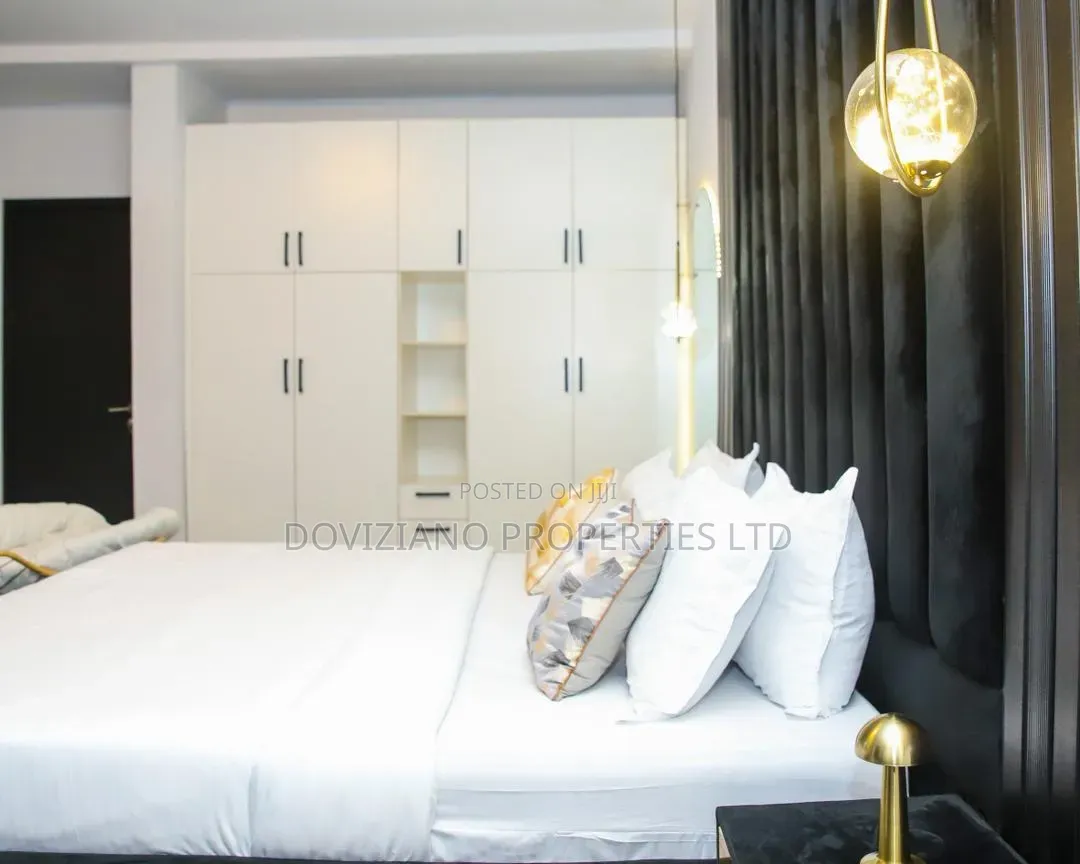 Furnished 4bdrm Duplex in Chevron for rent