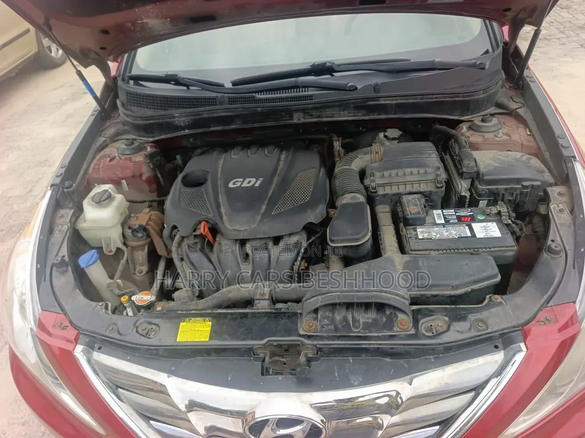 Hyundai Sonata 2012 Red