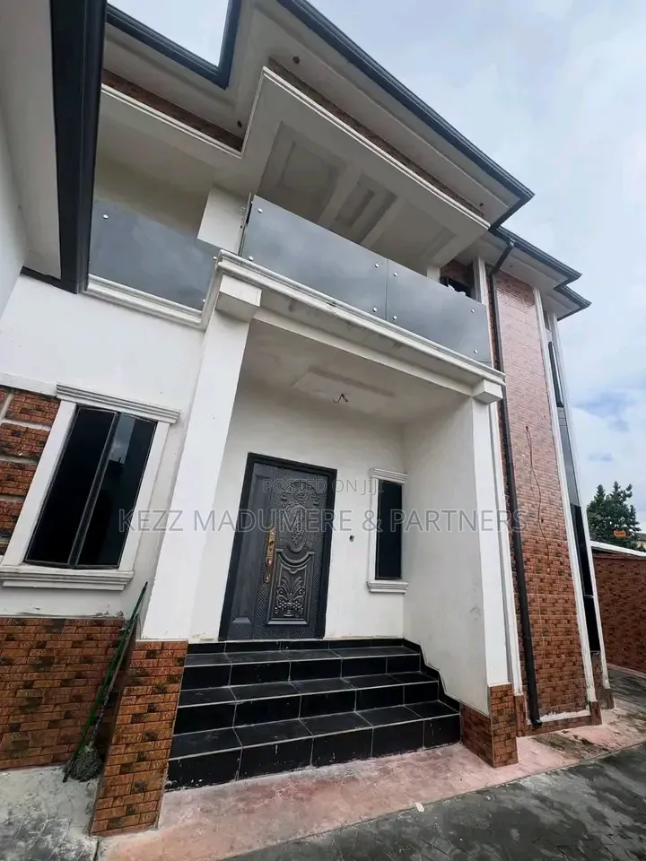 4bdrm Duplex in Rumudara Artillery, Rumuodara for sale
