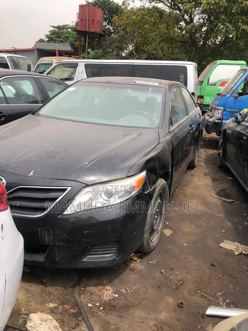 Toyota Camry 2010 Black