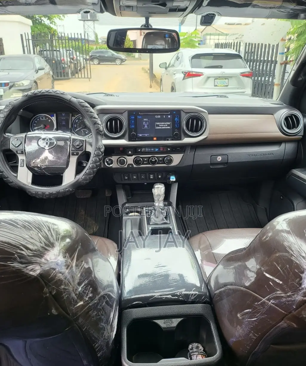 Toyota Tacoma 4dr Double Cab 2016