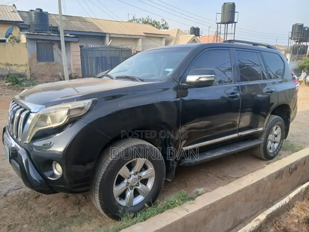 Toyota Land Cruiser Prado 4.0 i 2013 Black