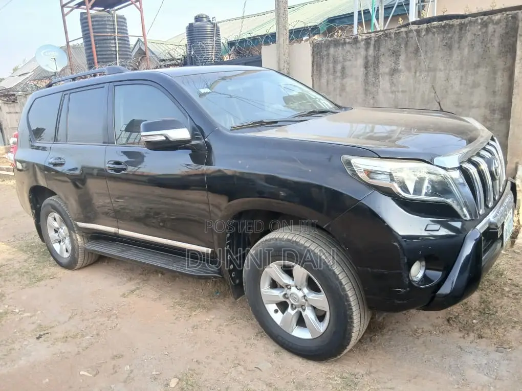 Toyota Land Cruiser Prado 4.0 i 2013 Black