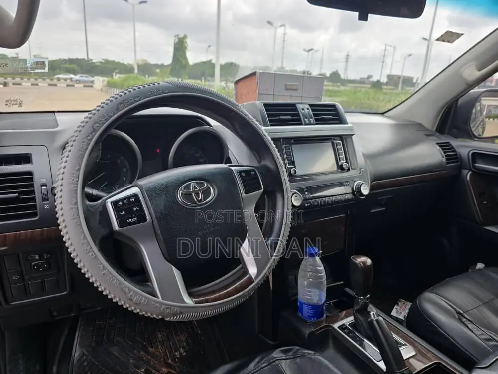 Toyota Land Cruiser Prado 4.0 i 2013 Black