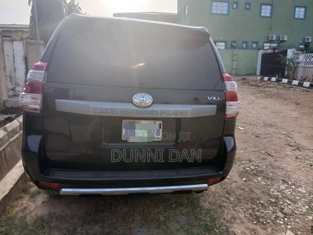 Toyota Land Cruiser Prado 4.0 i 2013 Black