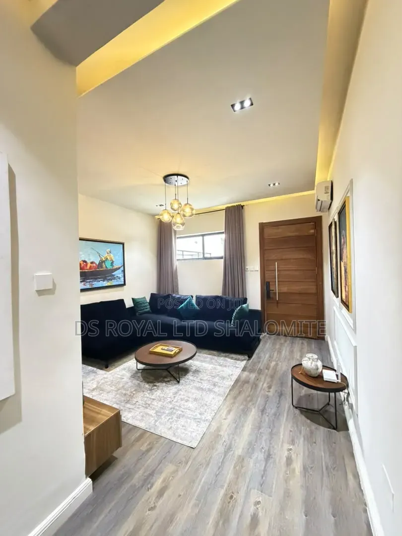 Furnished 1bdrm Apartment in Lekki Phase 1 for sale