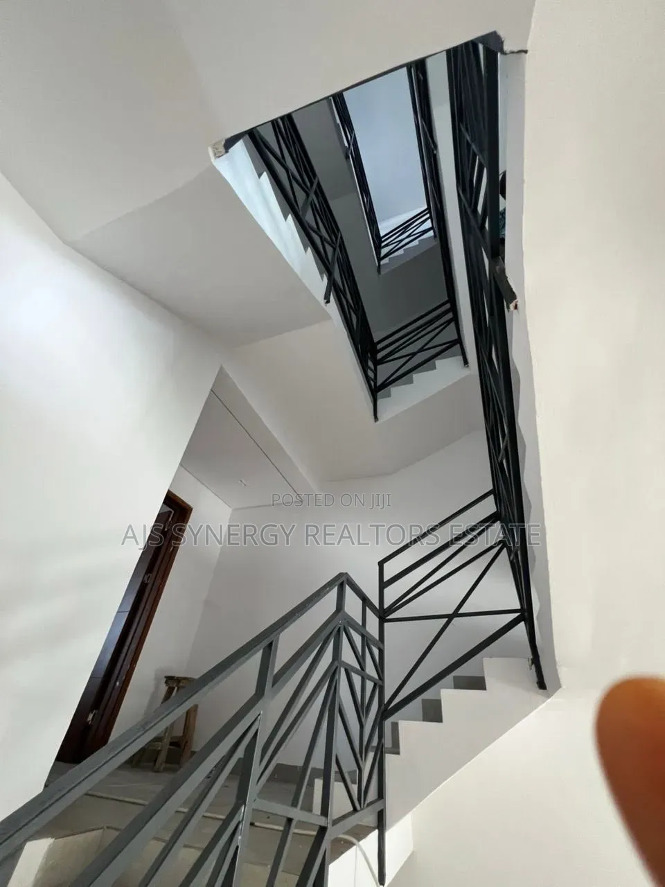 4bdrm Townhouse/Terrace in Victoria Island Extension for sale