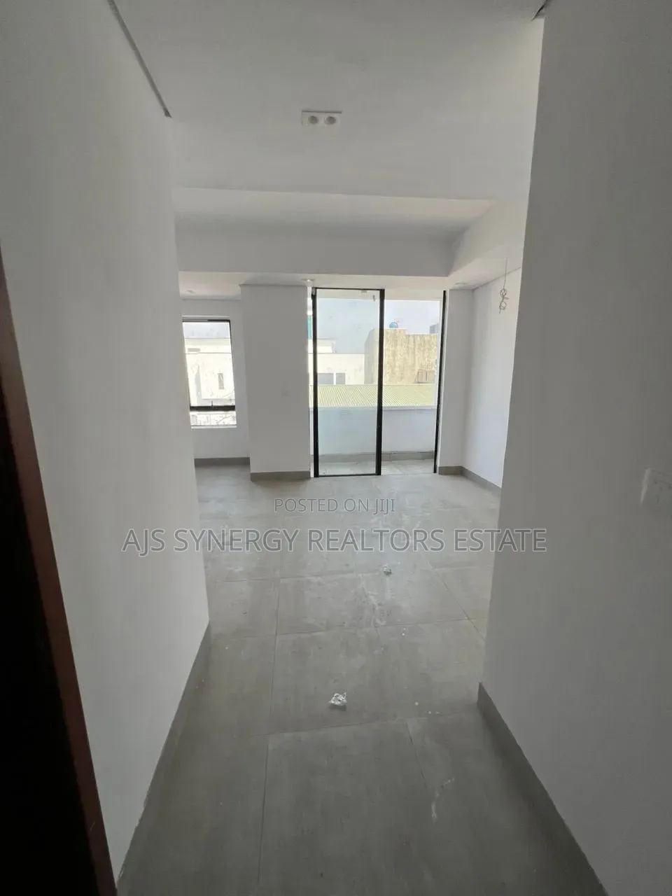 4bdrm Townhouse/Terrace in Victoria Island Extension for sale
