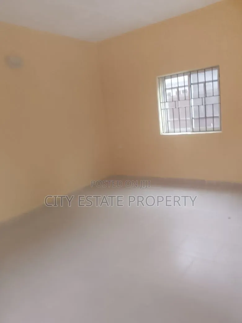 1bdrm Block of Flats in City Homes, Rukpokwu for rent