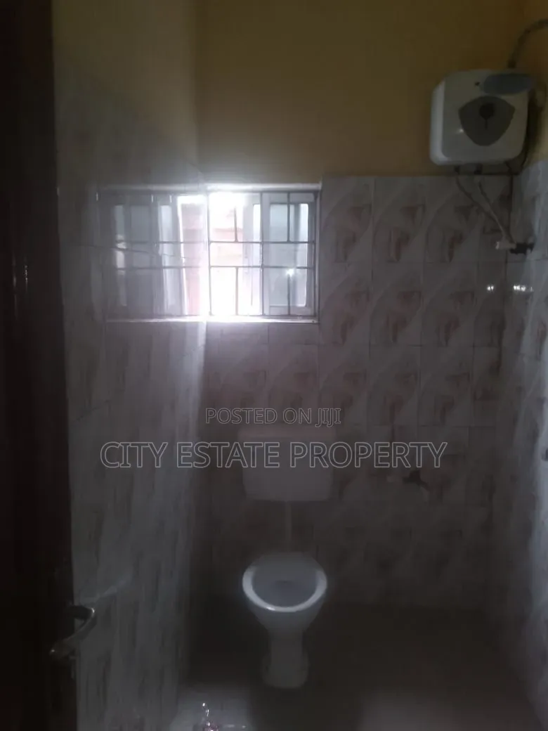 1bdrm Block of Flats in City Homes, Rukpokwu for rent