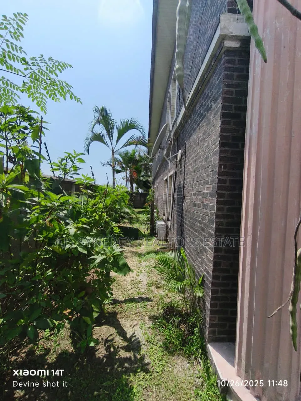 7bdrm Duplex in Ikate for sale