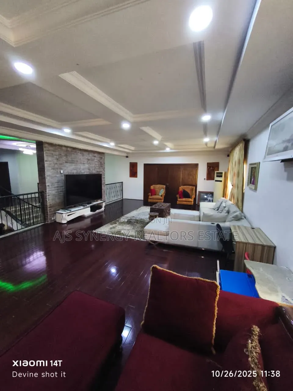 7bdrm Duplex in Ikate for sale