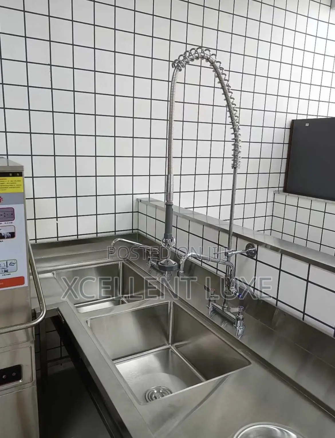 Industrial Grade Pre-Rinse Kitchen Sink Mixer Tap