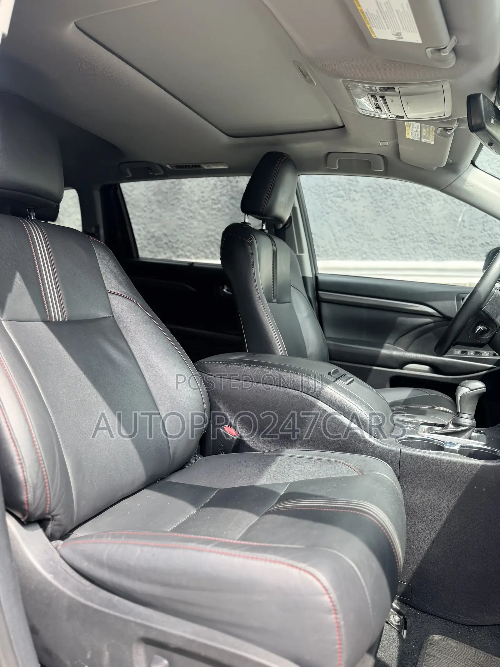 Toyota Highlander SE 2019 Black