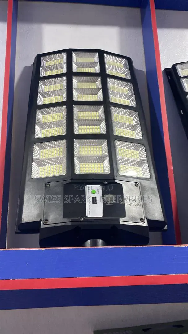 Brand New 800W - 1200W LED Solar Street Light - - IP67 Waterproof