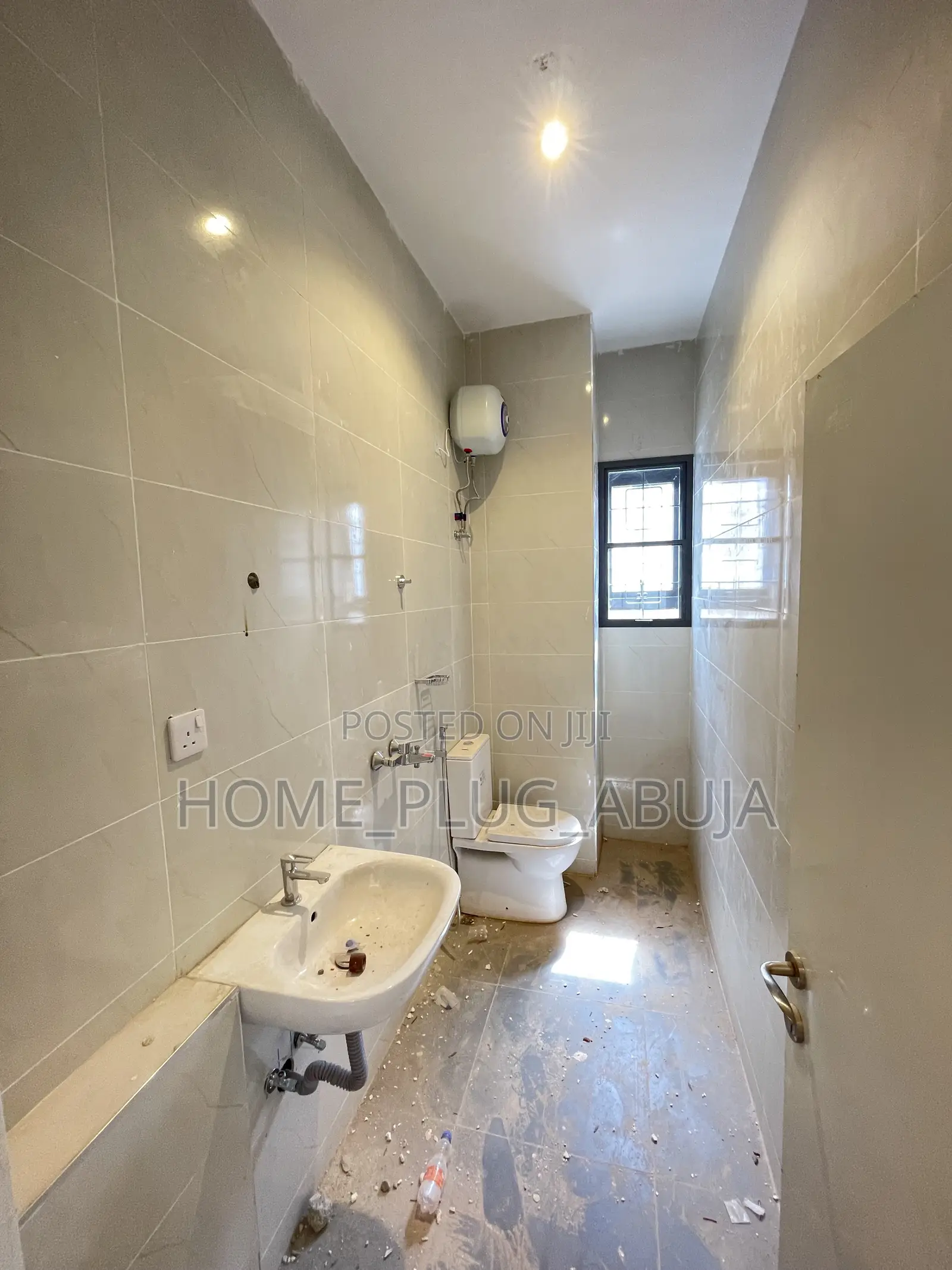 3bdrm Block of Flats in Dantata Estate, Gwarinpa for rent