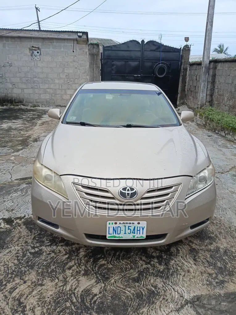 Toyota Camry 3.5 LE 2008 Gold